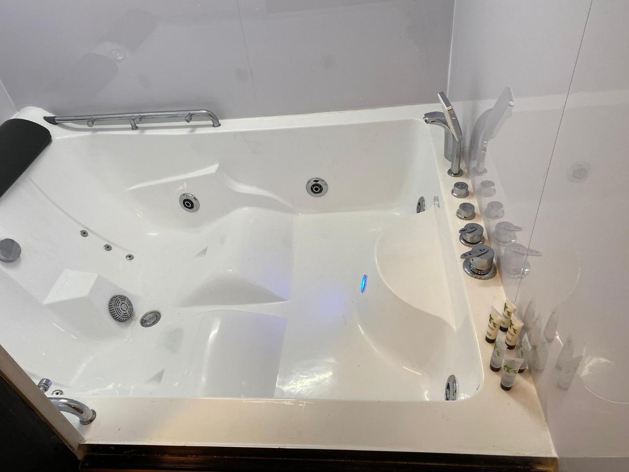 Wns Hotel Λονδίνο Εξωτερικό φωτογραφία